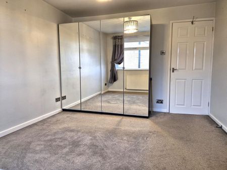 3 bedroom semi-detached house to rent - Photo 3