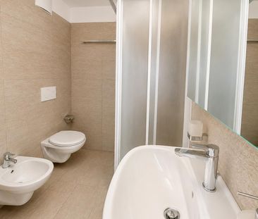 Manno_ Elegante 2.5 locali con ampio patio privato e finiture moderne - Foto 5