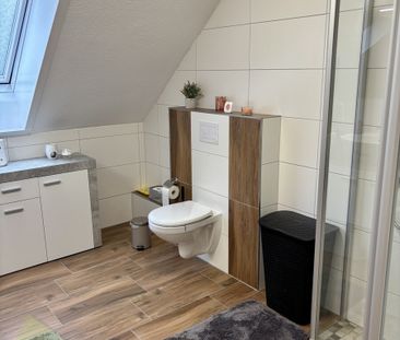 Moderne 2-Zimmer-Oberwohnung mit Balkon in Moormerland-Warsingsfehn! - Foto 1