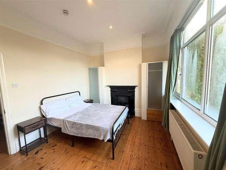 Hale Lane, Mill Hill, NW7 - Photo 3