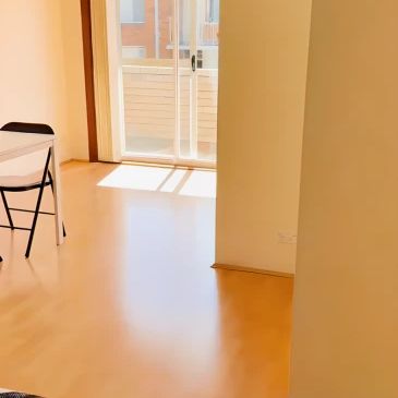 3 bed 1 bath - Photo 1