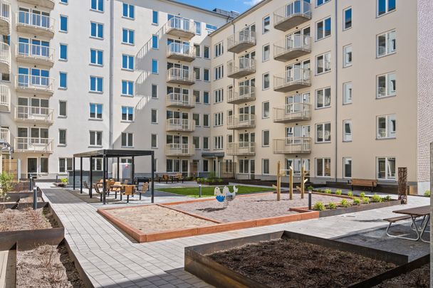 Sjöfrökens väg, Botkyrka - Photo 1