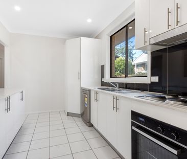 2/134 Morts Road, Mortdale NSW 2223 - Villa For Rent | Domain - Photo 3