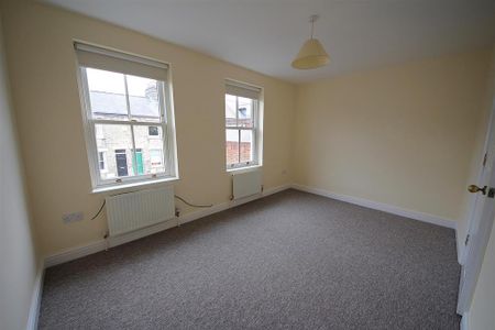 4 bedroom house to rent - Photo 3