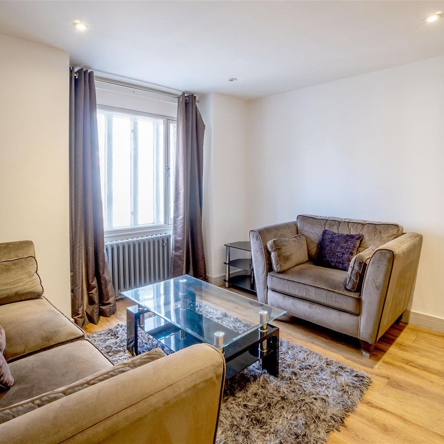 Vauxhall Street, Plymouth - Photo 1