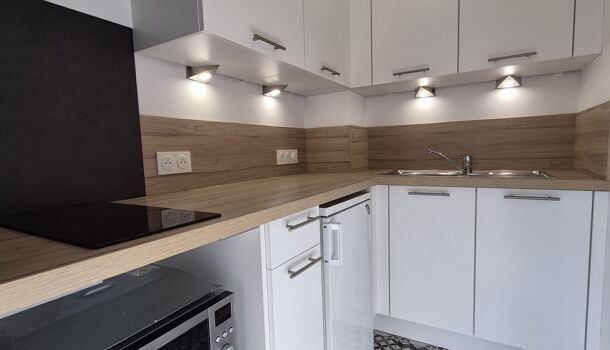 Appartement 1 pièces 28m2 REIMS 640 euros - Photo 1