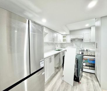 For Lease - 299 Fleetwood Drive, Oshawa, Ontario - Photo 6