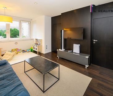 Pronájem bytu 2+1 55 m², M. Knesla , Zlín - Photo 2