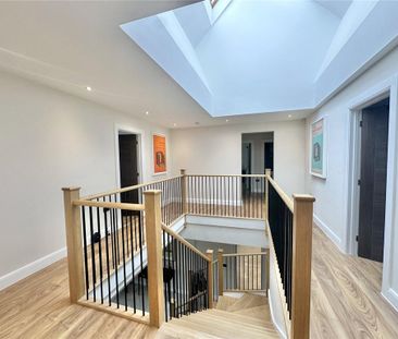 5 bedroom detached house to rent - Photo 4