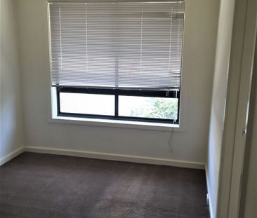 1 Bedroom apartment available in prime location - Photo 4