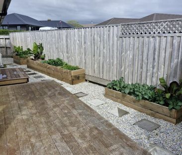 32 Jules Crescent, Bell Block, New Plymouth - Photo 1