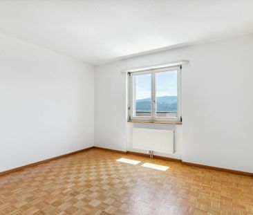 APPARTEMENT À LOUER DANS QUARTIER TRÈS ENSOLEILLÉ ET FAMILIAL - Photo 4