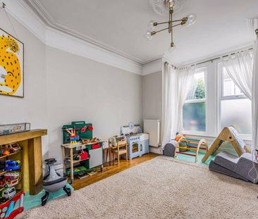 3 bedroom terraced house to rent - Photo 3