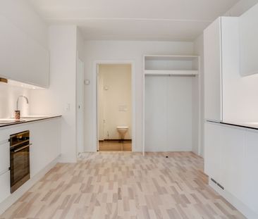 Kun 2 måneders depositum - Stor 3-værelses lejlighed med altan - Photo 2