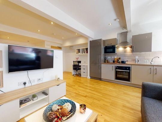 Studio to rent - Photo 1