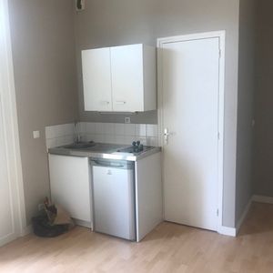 Location Appartement 1 pièce 15m² - Photo 2