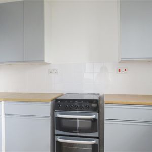 East Street - Photo 2