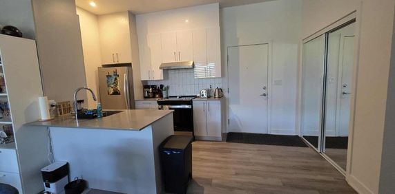 4 et demi de luxe à Brossard *2 mois gratuit à la cession du bail* - Photo 2