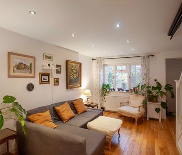 2 Bed Terraced House, Pendragon Walk, NW9 - Photo 3