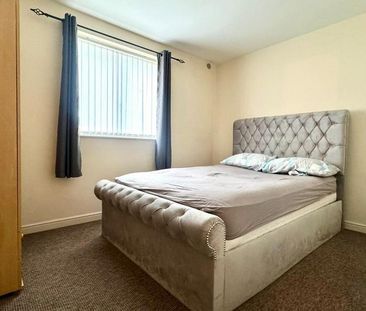 2 bedroom flat to rent - Photo 6