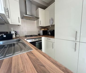 Apt 2, Ivy House, 1 Walnut Street, Belfast BT7 1FB - Photo 5