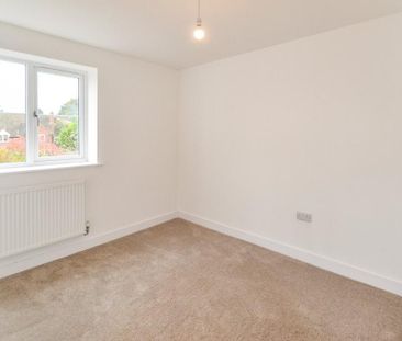 3 bedroom detached house to rent - Photo 4