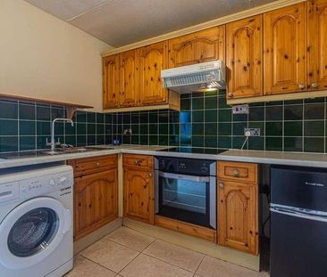 Cogan Court, Llandough, CF64 - Photo 4