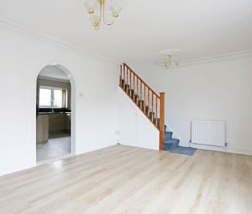 Price £2,100 pcm - Available Now - Unfurnished - Photo 1