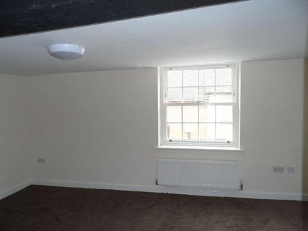 Foxes Court, 34 Green End, Whitchurch - Photo 2