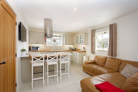 Collard Dove, Blythe Bridge Road, Caverswall, ST11 - Photo 3