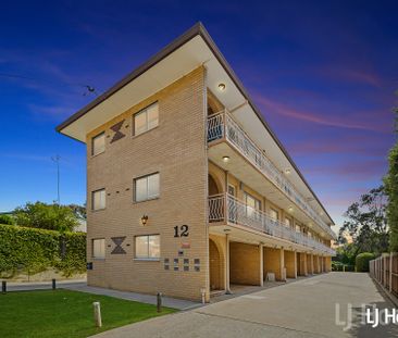 Spacious 2 Bedroom Unit - Photo 4
