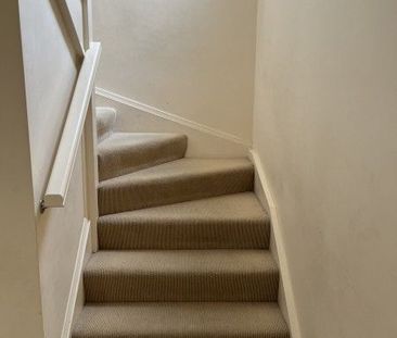 Spacious 3 bedroom house in great location - Photo 5