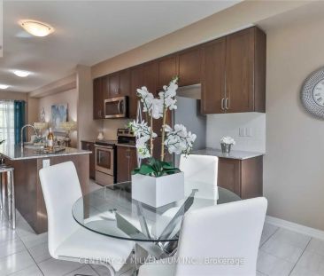 496 ROSSLAND ROAD W - Photo 5