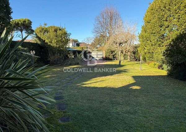 Via Giovanni Agnelli, 82, Forte dei Marmi, Tuscany 55042