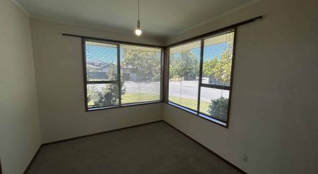 Be the Next on Newnham! - Photo 3