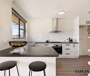 1/69 Second Avenue, Moana - Photo 1