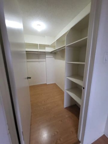 270 Brittany Drive — Unit 408 - Photo 3