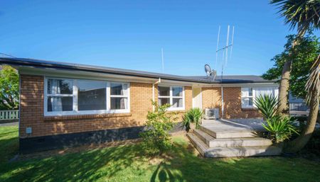 Family Home in Saint Andrews - Photo 4