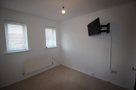 4 bedroom property to rent - Photo 3