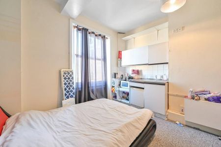 Studio to rent - Photo 5