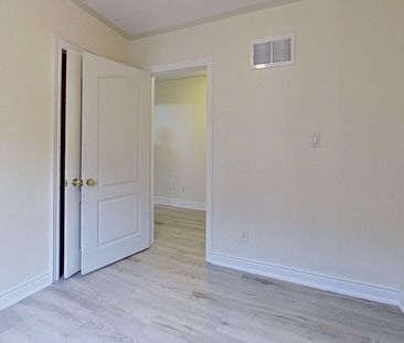 For Lease - 79 Giordano Way, Vaughan, Ontario - Photo 3