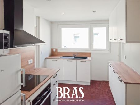Location Appartement 3 pièces Meublé 77m² VANNES 56000 - Photo 4