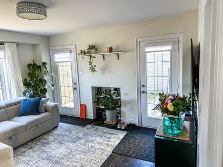 For Lease - 280 Oxford Street Unit# Main, Richmond Hill, Ontario - Photo 3