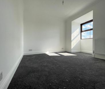 3 bedroom detached house to rent - Photo 3