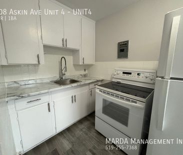 NEWLY RENOVATED 1-BEDROOM/1BATH APARTMENT + UTILITIES - Photo 6