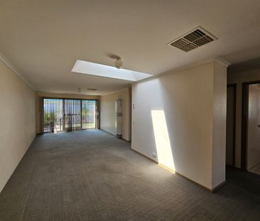 Unit 3/28 Leonard Street - Photo 2