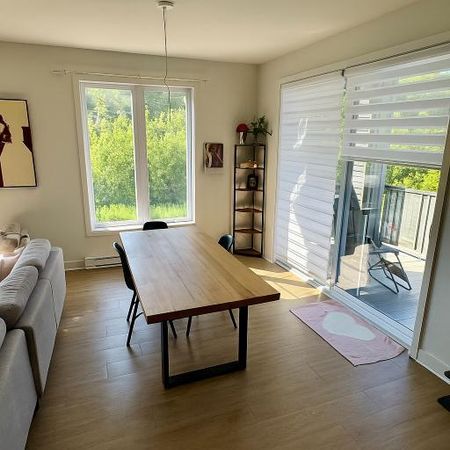 À louer — Magnifique 5 ½ sur deux étages à Mirabel - Photo 3