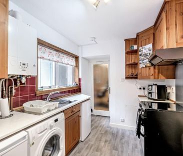 1 bedroom flat to rent - Photo 6