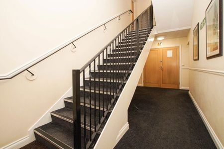 Apartment in Watermans Walk, Carlisle - Photo 5