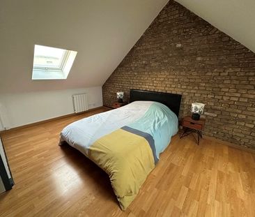 MAISON MEUBLÉE AVEC COURETTE - QUARTIER SAINT HONORÉ - Photo 3